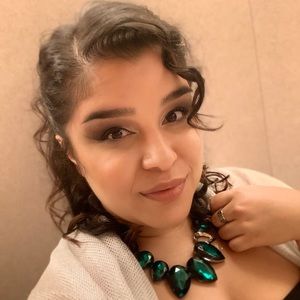 Meet your Posher, Deanellys